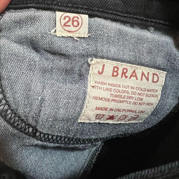 J Brand Women's Black Button & Zip Fly Five Pocket Style Skinny Jeans Size 26 - Picture 5 of 9